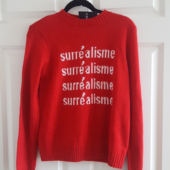 Red Sweater Size M - Picture 4 of 5